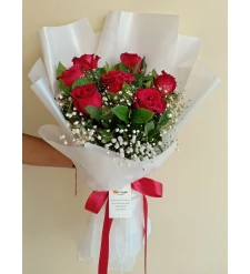 7 Red Rose White Bouquet