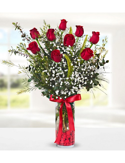 9 Red Rose in Vase