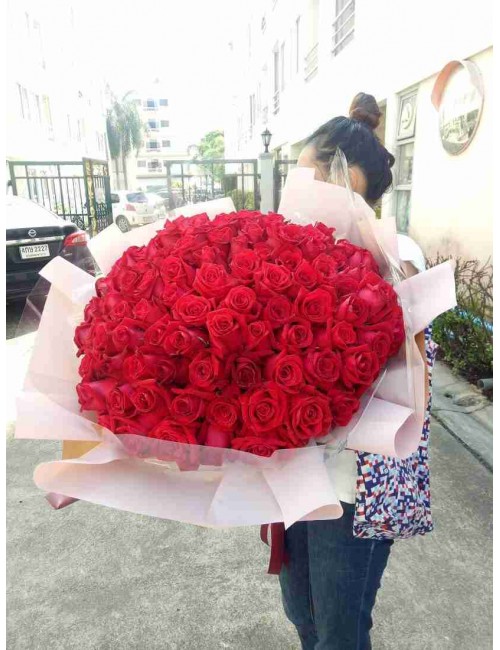 100 Red Rose Bouquet